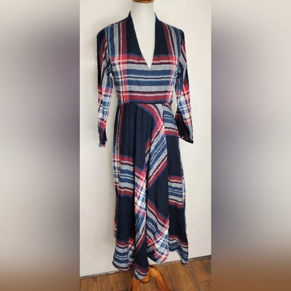 ISABELLA SINDAIR PLAID DRESS - Picture 7 of 10